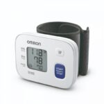 OMRON RS1 апарат за кръвно налягане за китка