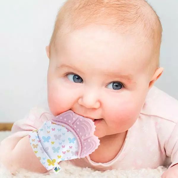 Babyjem Ръкавица за чесане на зъбки розова