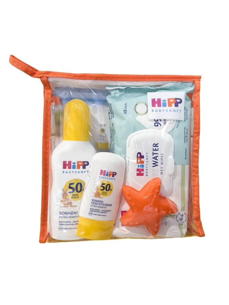 Hipp Baby Слънцезащитен спрей за бебета SPF50+ 150 мл + Hipp Baby Детски слънцезащитен крем за лице 0М+ SPF50+ 30 мл + Hipp Soft & Pur Мокри кърпи х 48 броя + Подарък Комплект