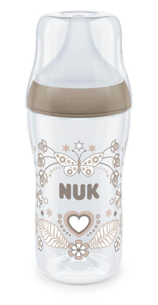 Nuk Perfect Match Temperature Control PP Шише със силиконов биберон М 3М+ 260 мл Сърце